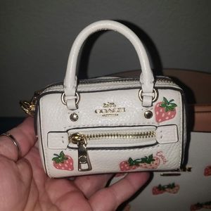 COACH 🍓MINI ROWAN STRAWBERRY 🍓 BAG CHARM